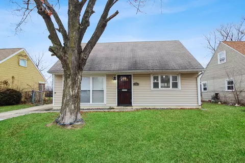 226 Arrowhead St, Park Forest, IL 60466