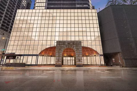 10 E Ontario St #1612, Chicago, IL 60611