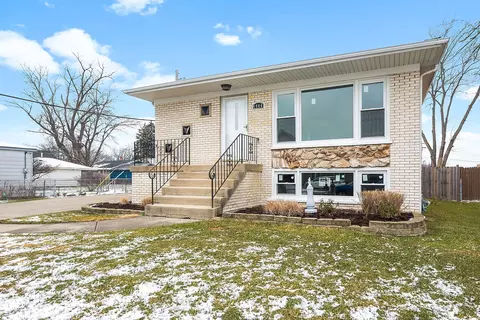 4946 W 121st St, Alsip, IL 60803