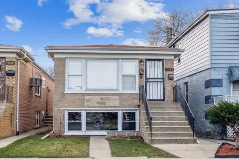 7517 W 63rd Pl, Summit, IL 60501