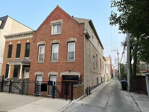 1747 W Le Moyne St, Chicago, IL 60622