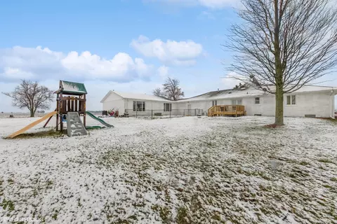 3501 W 3000s Rd, Kankakee, IL 60901 photo 2