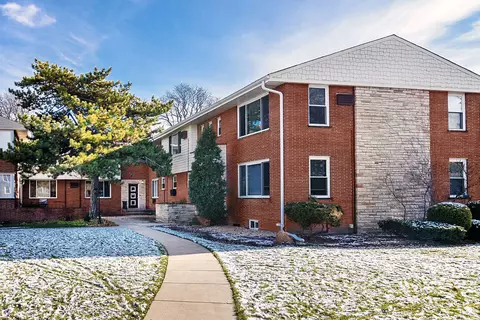 1533 Bonnie Brae Pl #3, River Forest, IL 60305
