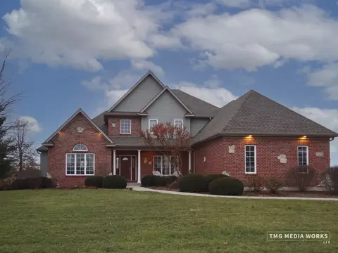 7428 Thornhill Ct, Yorkville, IL 60560