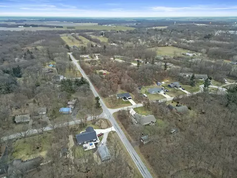 10985 N 575 E, De Motte, IN 46310 photo 23