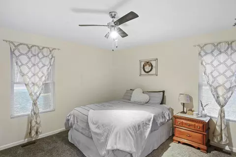 10985 N 575 E, De Motte, IN 46310 photo 19