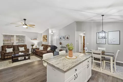 10985 N 575 E, De Motte, IN 46310 photo 15