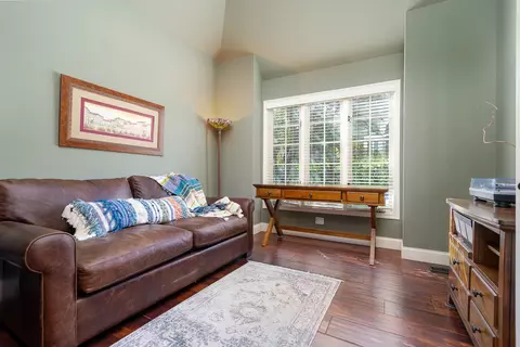 Living - 13237 Lakeshore Dr, Plainfield, IL 60585 photo 3 of 6