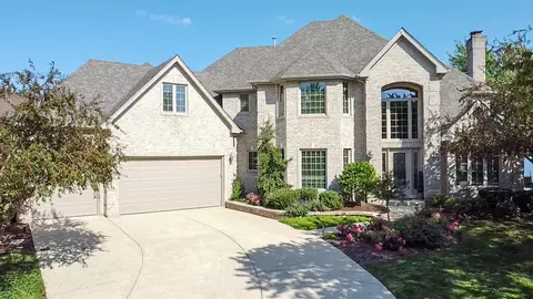 Exterior - 13237 Lakeshore Dr, Plainfield, IL 60585 photo 2 of 7