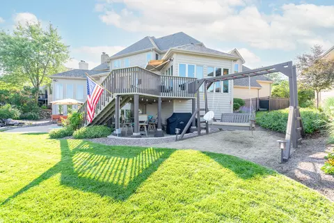 Exterior - 13237 Lakeshore Dr, Plainfield, IL 60585 photo 4 of 7