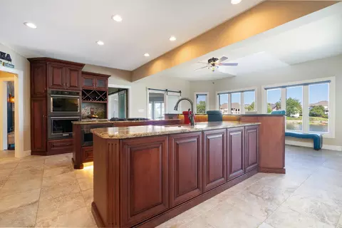 Kitchen - 13237 Lakeshore Dr, Plainfield, IL 60585 photo 1 of 5