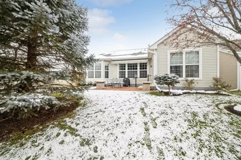 2841 Cascade Falls Cir, Elgin, IL 60124 photo 27