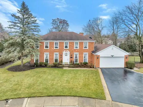 1570 Shag Bark Ln, Northbrook, IL 60062
