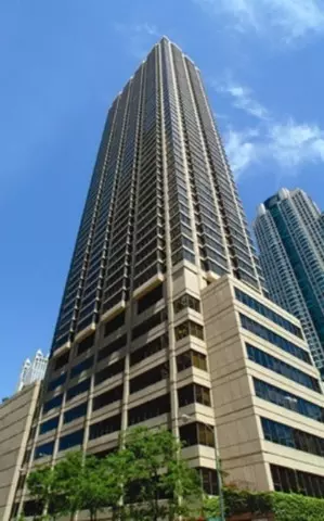 30 E Huron St #P034, Chicago, IL 60611
