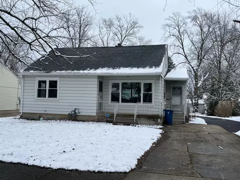 1349 Perry St, Crete, IL 60417