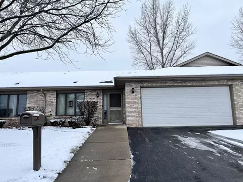 2606 Eagle Dr, Joliet, IL 60436
