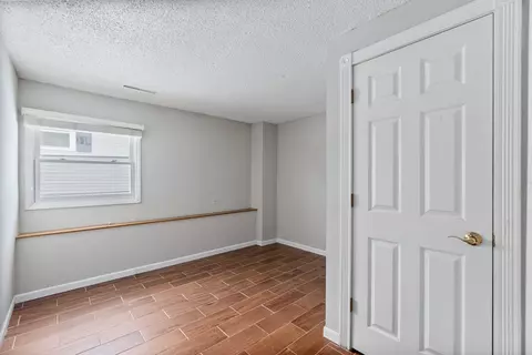 331 Triggs Ave, Elgin, IL 60123 photo 16