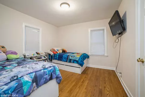606 Morgan St, Elgin, IL 60123 photo 8