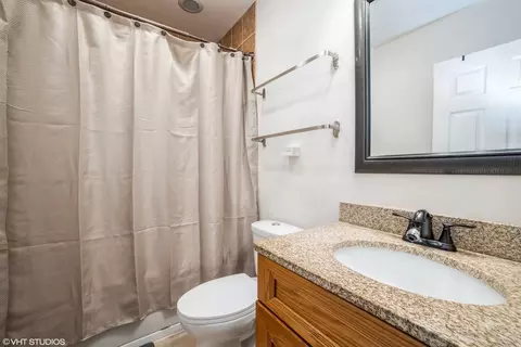 606 Morgan St, Elgin, IL 60123 photo 9