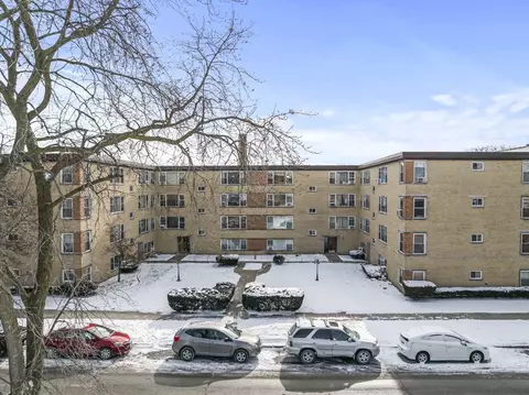 2627 W Fitch Ave #3G, Chicago, IL 60645