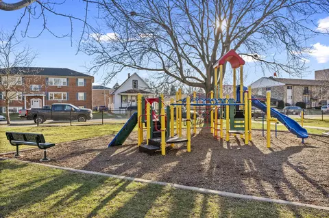 1285 E Washington St #4, Des Plaines, IL 60016 photo 19