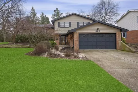 429 69th St, Darien, IL 60561