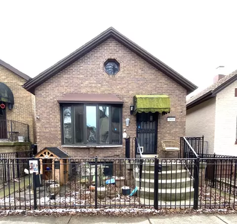 2910 S Emerald Ave, Chicago, IL 60616