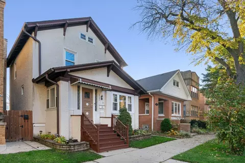 5731 N Maplewood Ave, Chicago, IL 60659