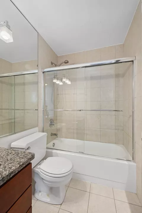 30 E Huron St #3302, Chicago, IL 60611 photo 11