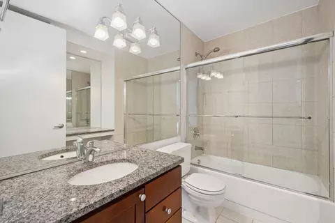 30 E Huron St #3302, Chicago, IL 60611 photo 10
