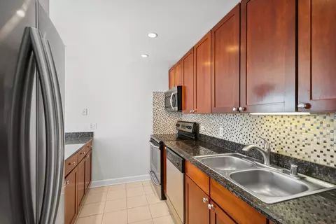 30 E Huron St #3302, Chicago, IL 60611 photo 6