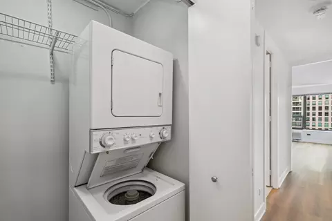 30 E Huron St #3302, Chicago, IL 60611 photo 18
