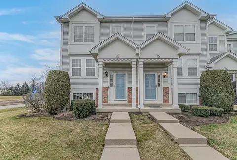 465 Holiday Ln #465, Hainesville, IL 60073