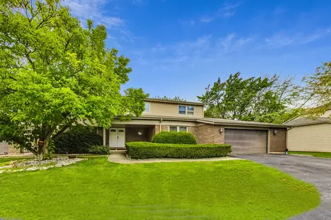 456 S Kensington Ct, Palatine, IL 60067