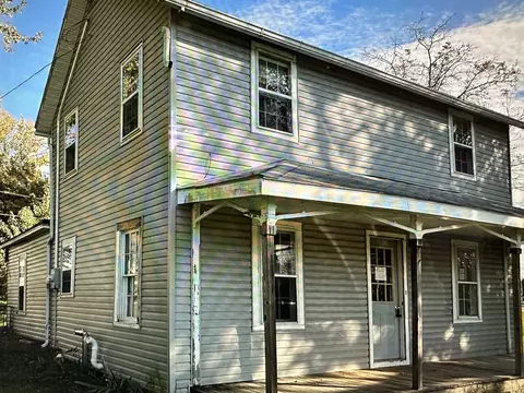 Exterior - 117 Providence Rd, Buda, IL 61314 photo 2 of 5