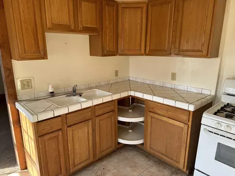 Kitchen - 117 Providence Rd, Buda, IL 61314 photo 1 of 2