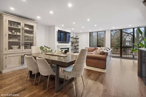 1306 N Sutton Pl, Chicago, IL 60610 photo 5