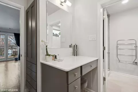 1306 N Sutton Pl, Chicago, IL 60610 photo 31