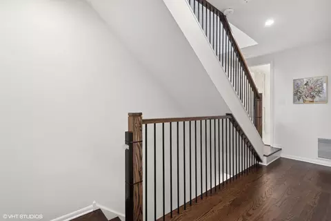 1306 N Sutton Pl, Chicago, IL 60610 photo 40
