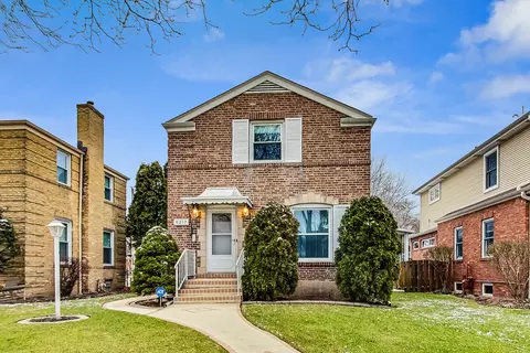 5217 N Olcott Ave, Chicago, IL 60656