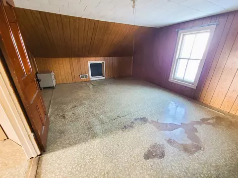 905 Walton Rd, Dixon, IL 61021 photo 13