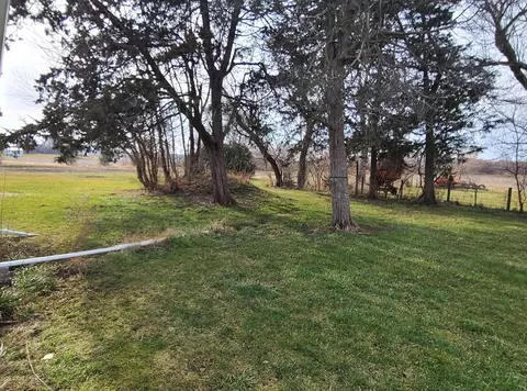 905 Walton Rd, Dixon, IL 61021 photo 18