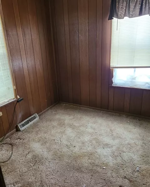905 Walton Rd, Dixon, IL 61021 photo 9