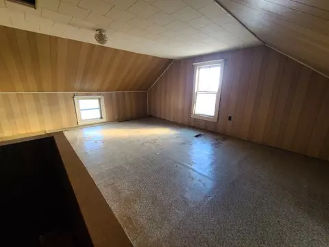 905 Walton Rd, Dixon, IL 61021 photo 12