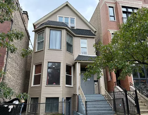 1035 W Grace St, Chicago, IL 60613