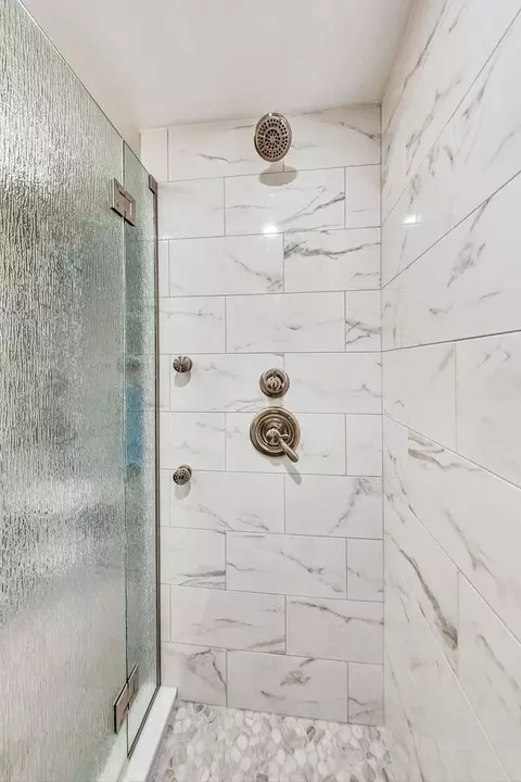 25 E Superior St #2702, Chicago, IL 60611 photo 14