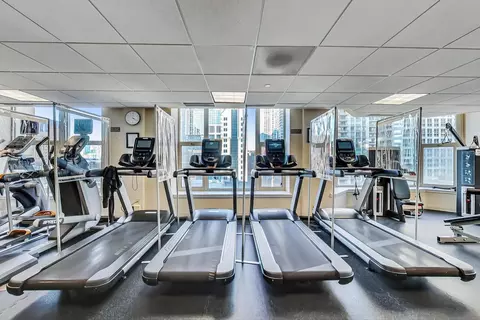 25 E Superior St #2702, Chicago, IL 60611 photo 23