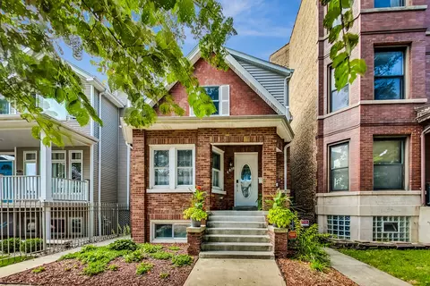 4818 N Seeley Ave, Chicago, IL 60625
