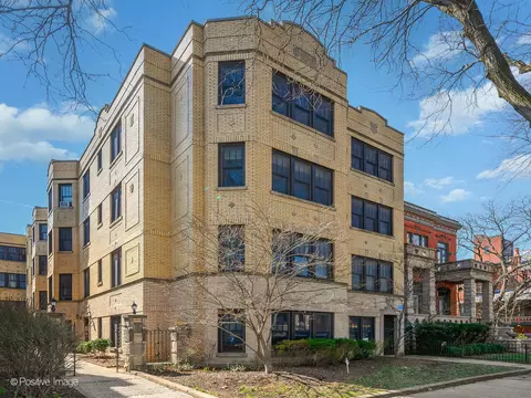 2125 W Pierce Ave #3A, Chicago, IL 60622