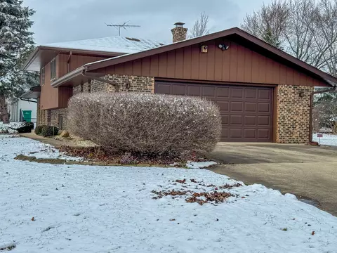 23502 W Dupage Ct, Plainfield, IL 60544 photo 2